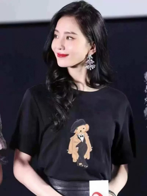 Ralph Lauren Women's Embroidered Bear T-Shirt - Breathable & Stylish 1 Ralph Lauren Women's Embroidered Bear T-Shirt - Breathable & Stylish