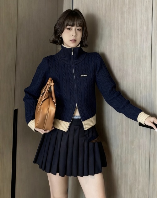 Miu Miu Color Block Zip-Up Cable Knit Cardigan, Korean Style and Comfortable 9 Miu Miu Color Block Zip-Up Cable Knit Cardigan, Korean Style and Comfortable