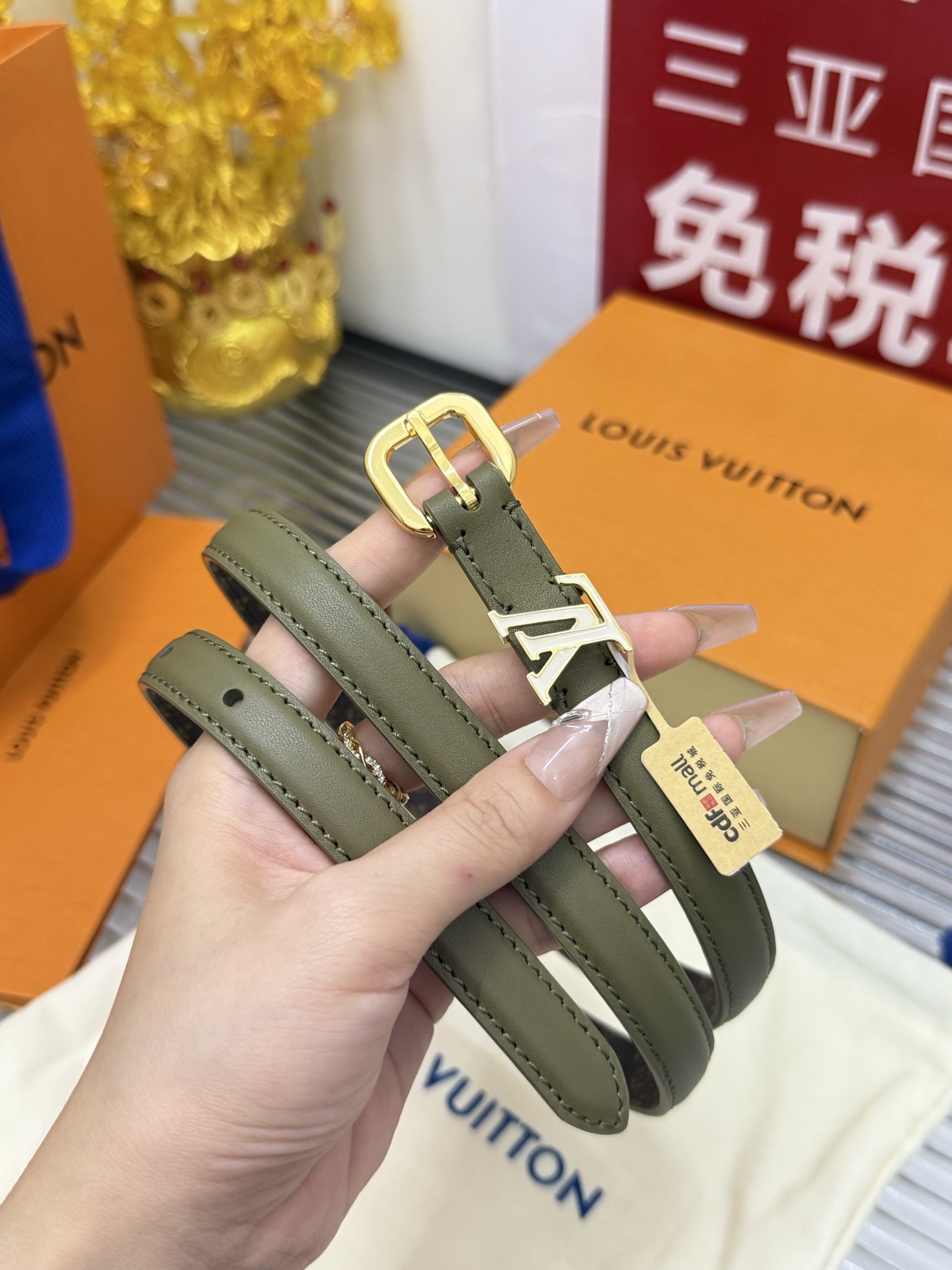 Louis Vuitton 新款 宽度：𝟭 𝟱𝗰𝗺 路易威登Louis Vuitton « 配全套 原包装 » 女款窄版开模板代购正货品质 意大利