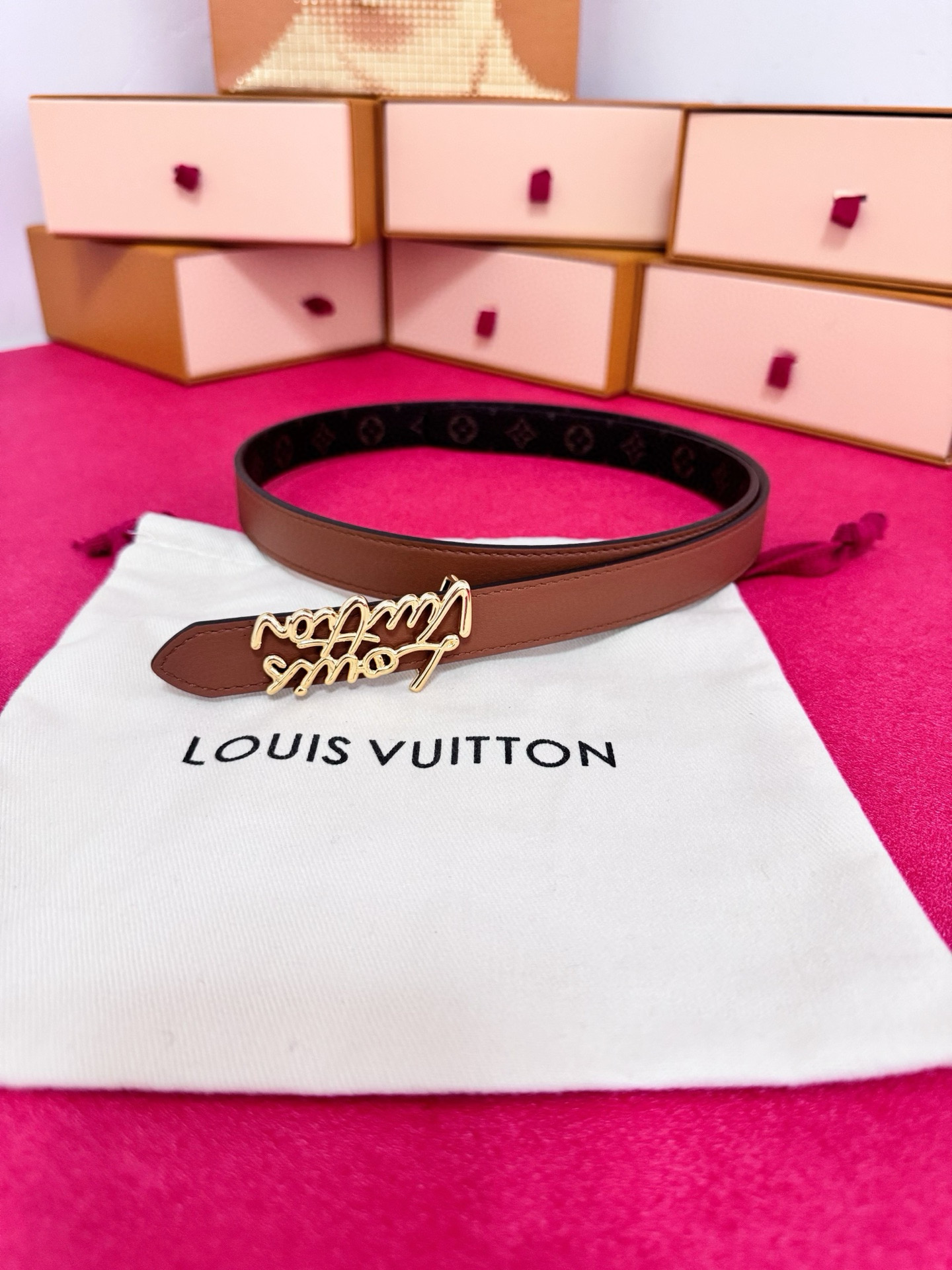 Louis Vuitton 宽度：𝟮 𝟬𝗰𝗺 LV « 配全套 原包装 » 进口 PVC拼小牛皮+精品纯铜扣 开模板正货代购级 细节做工 完美一致 高品质质量