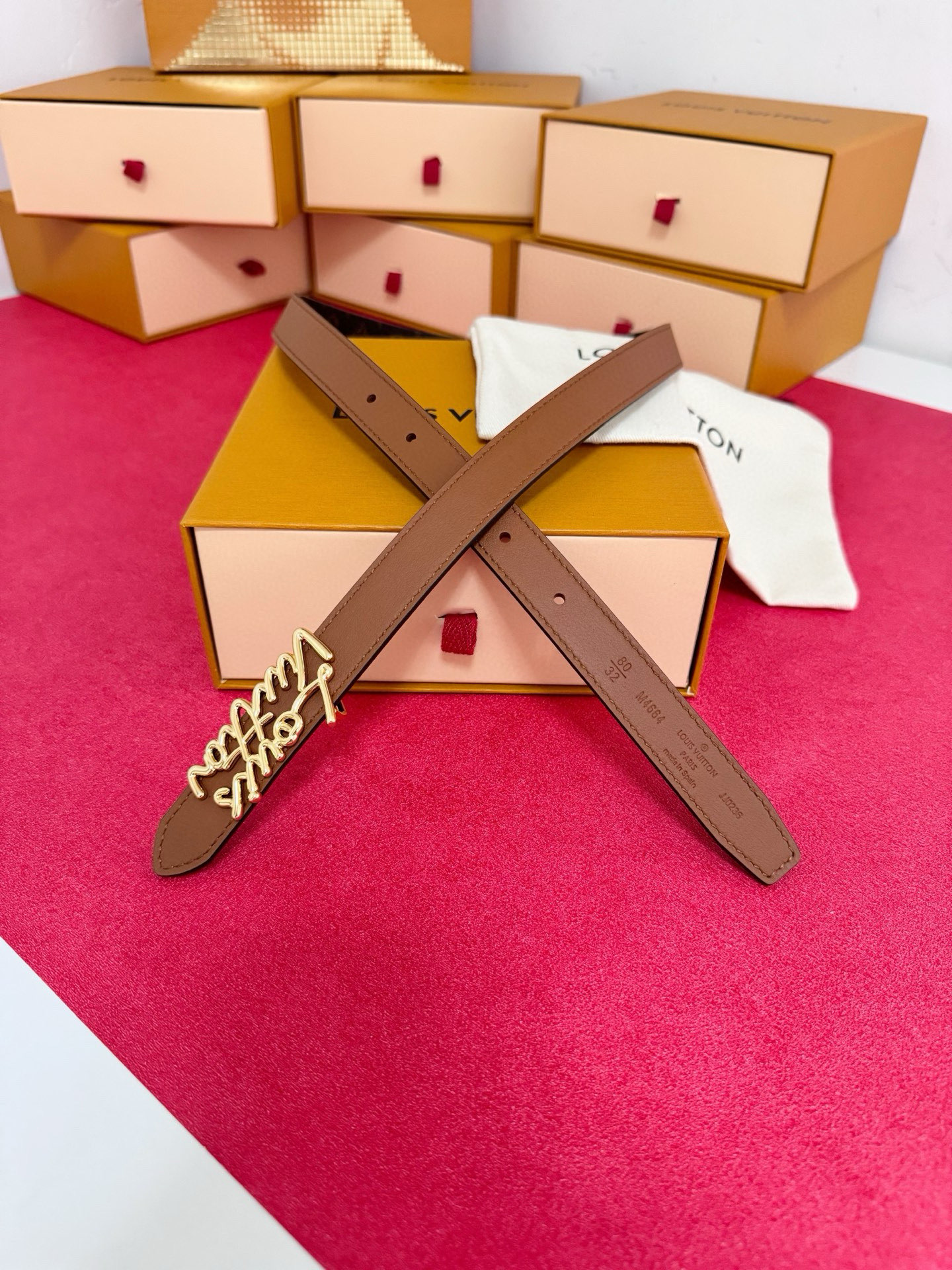 Louis Vuitton 宽度：𝟮 𝟬𝗰𝗺 LV « 配全套 原包装 » 进口 PVC拼小牛皮+精品纯铜扣 开模板正货代购级 细节做工 完美一致 高品质质量