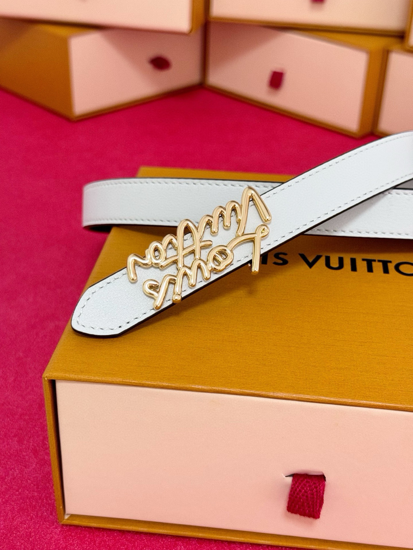 Louis Vuitton 宽度：𝟮 𝟬𝗰𝗺 LV « 配全套 原包装 » 进口 PVC拼小牛皮+精品纯铜扣 开模板正货代购级 细节做工 完美一致 高品质质量