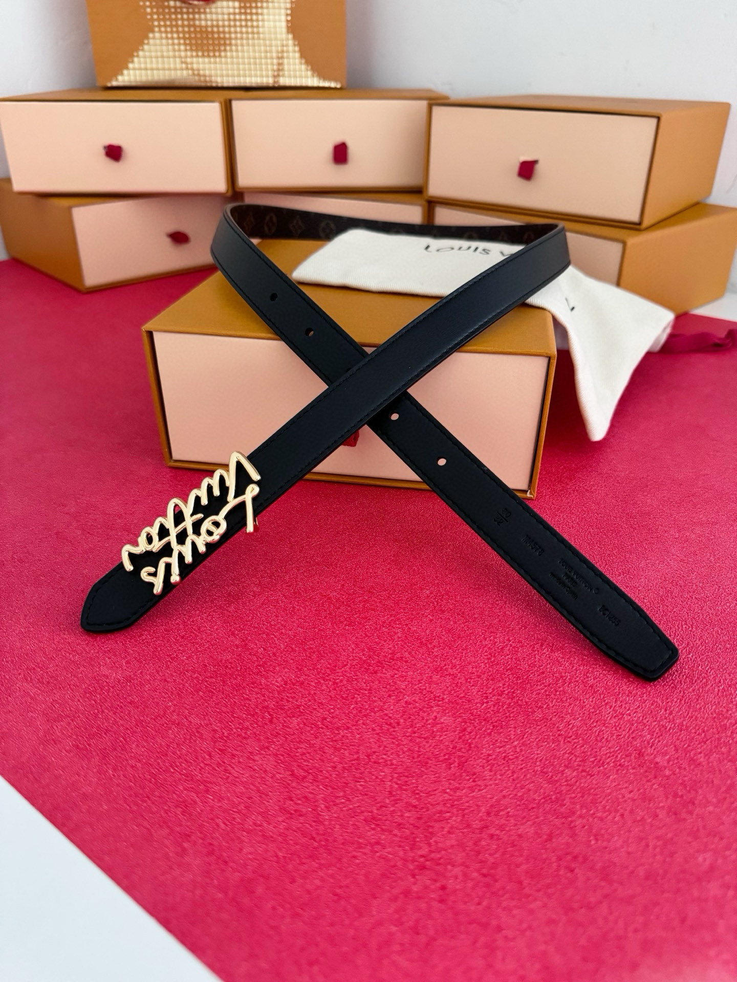 Louis Vuitton 宽度：𝟮 𝟬𝗰𝗺 LV « 配全套 原包装 » 进口 PVC拼小牛皮+精品纯铜扣 开模板正货代购级 细节做工 完美一致 高品质质量
