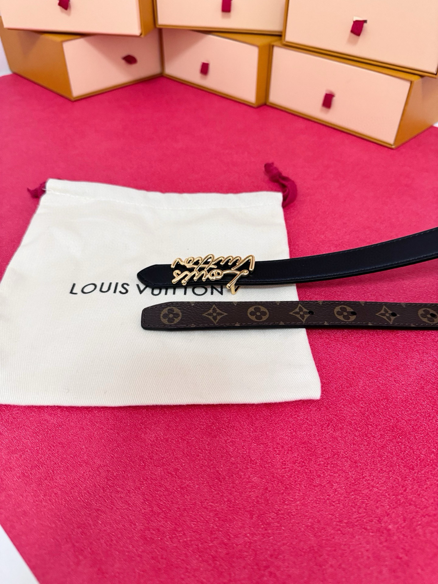 Louis Vuitton 宽度：𝟮 𝟬𝗰𝗺 LV « 配全套 原包装 » 进口 PVC拼小牛皮+精品纯铜扣 开模板正货代购级 细节做工 完美一致 高品质质量