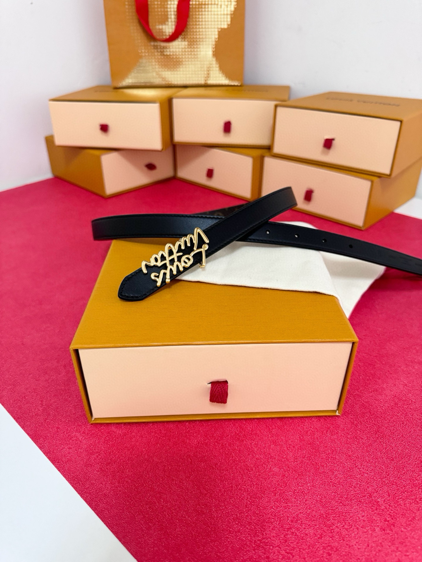 Louis Vuitton 宽度：𝟮 𝟬𝗰𝗺 LV « 配全套 原包装 » 进口 PVC拼小牛皮+精品纯铜扣 开模板正货代购级 细节做工 完美一致 高品质质量