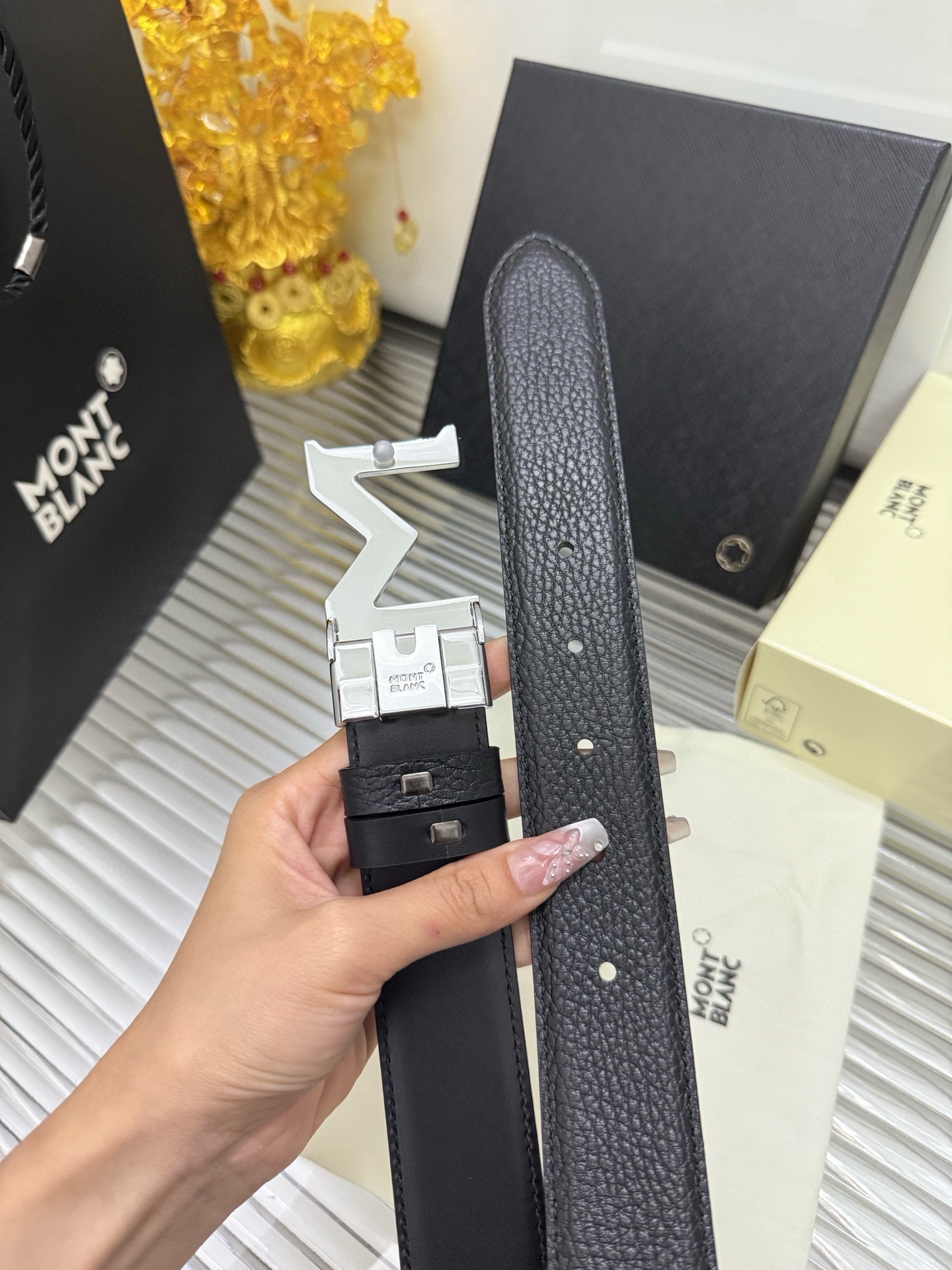 Montblanc 宽度：𝟑 𝟓𝐜𝐦 万宝龙 Montblanc« 配全套 原包装 » ㊣代 货品可验货