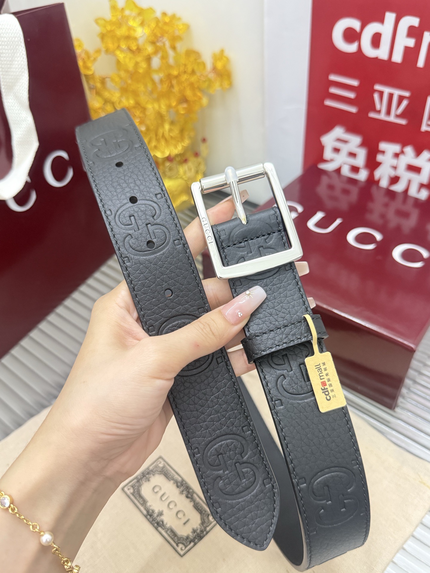Gucci 宽度：𝟑 𝟱𝗰𝗺 古驰 Gucci « 配全套 原包装 » 针扣系列 进口小牛皮+精品纯钢五金扣 代购正货级 · 精细完美走线 细节 工整 高品质质量