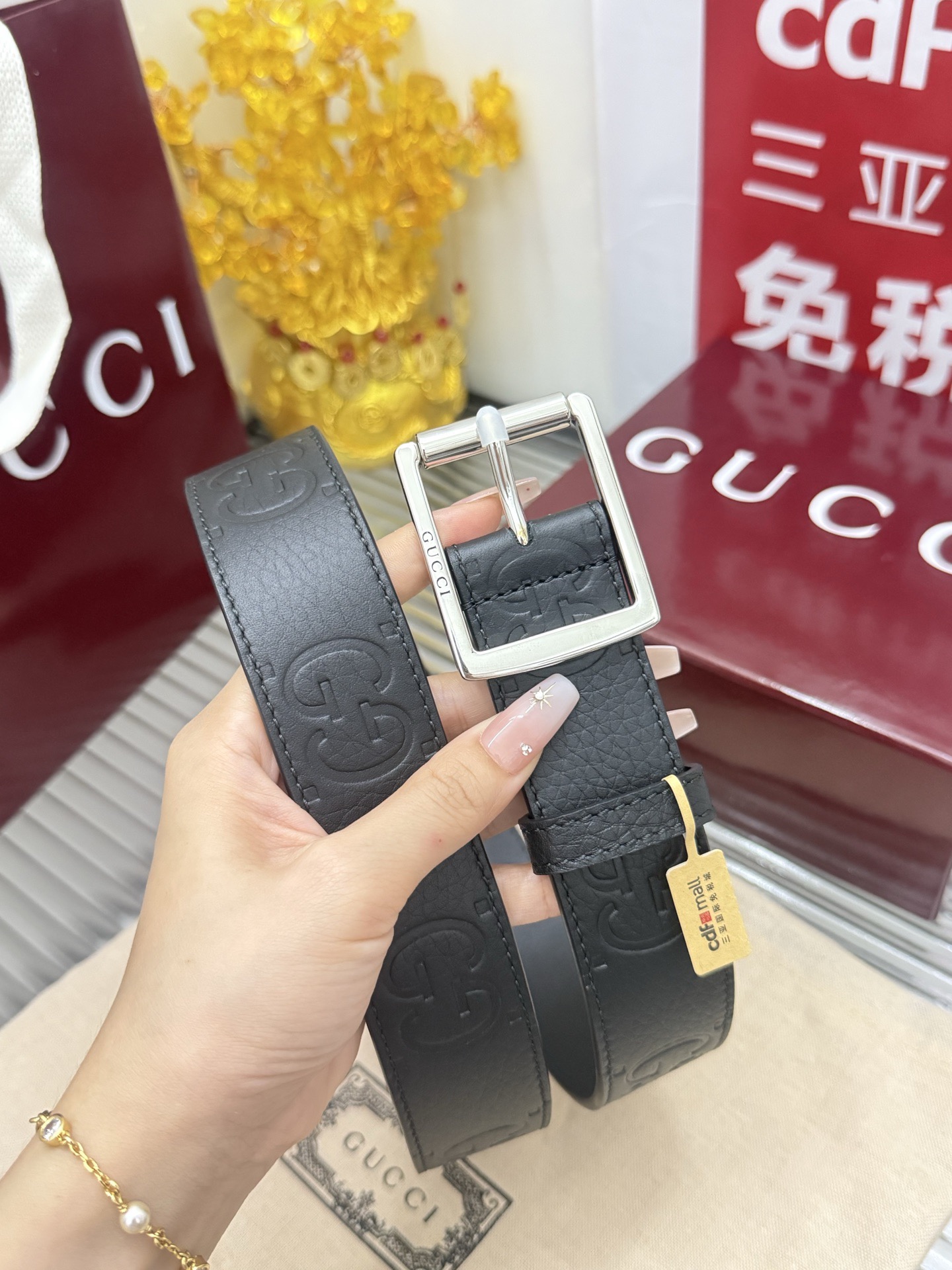 Gucci 宽度：𝟑 𝟱𝗰𝗺 古驰 Gucci « 配全套 原包装 » 针扣系列 进口小牛皮+精品纯钢五金扣 代购正货级 · 精细完美走线 细节 工整 高品质质量
