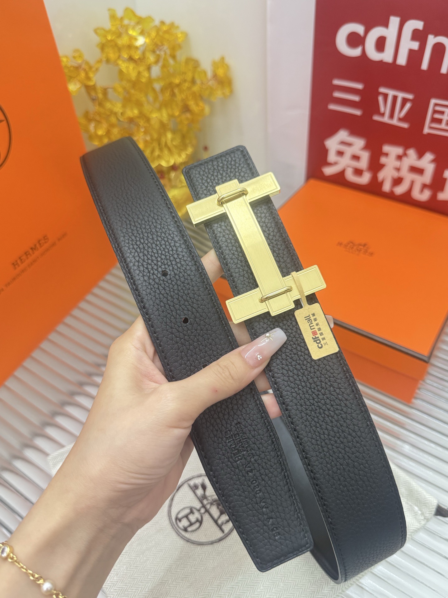 Hermès 宽度：𝟯 𝟴𝗰𝗺 爱马仕 Hermès « 配全套 原包装 » 进口𝐓𝐎𝐆𝐎小牛皮+精品纯钢 代购正货级 · 精细完美走线 细节 工整 高品质质量