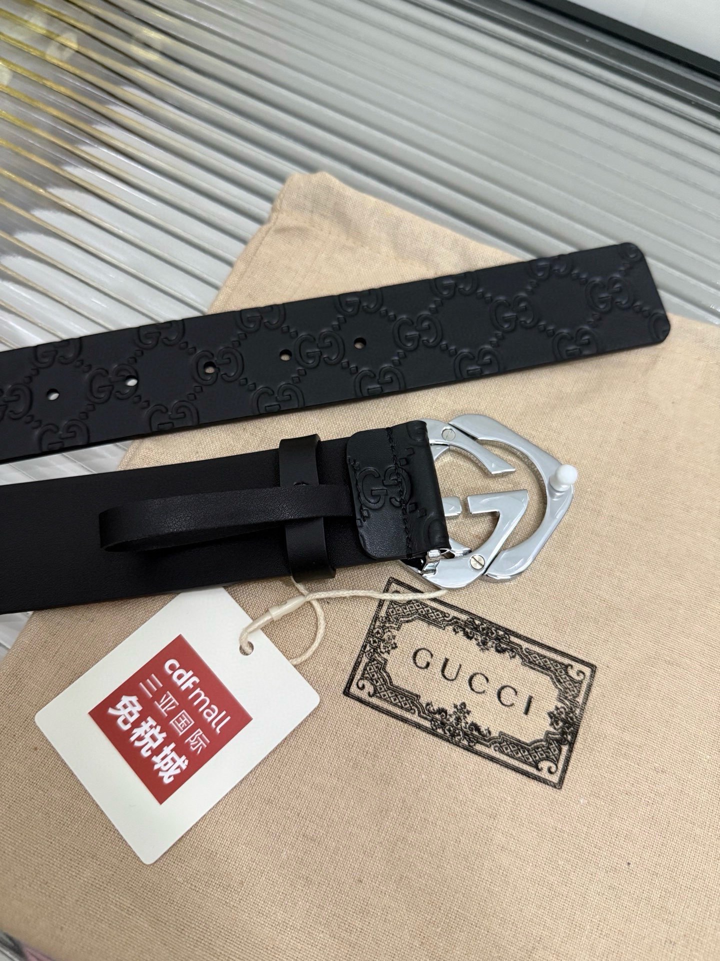 Gucci 宽度：𝟰.𝟬𝗰𝗺 古驰 Gucci « 配全套 原包装 » 黑花纹 特殊供货渠道 意大利