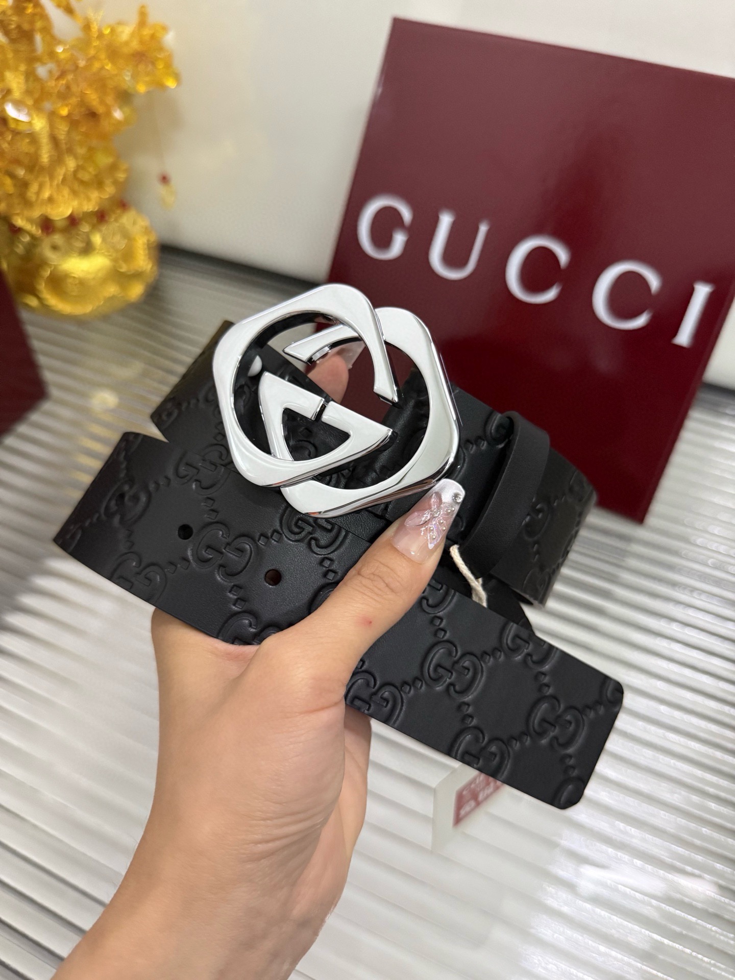 Gucci 宽度：𝟰.𝟬𝗰𝗺 古驰 Gucci « 配全套 原包装 » 黑花纹 特殊供货渠道 意大利