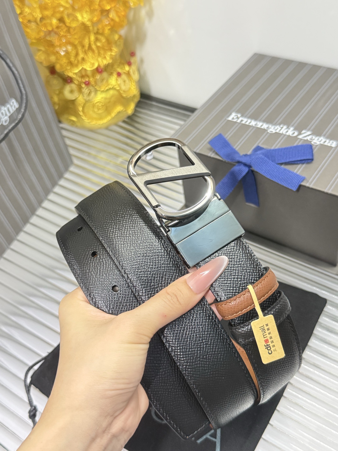 Ermenegildo Zegna 宽度：𝟑 𝟱𝗰𝗺 杰尼亚 Zegna « 配全套 原包装 » 小牛皮/长度自由裁剪合适尺码 双面使用+精品纯钢五金扣