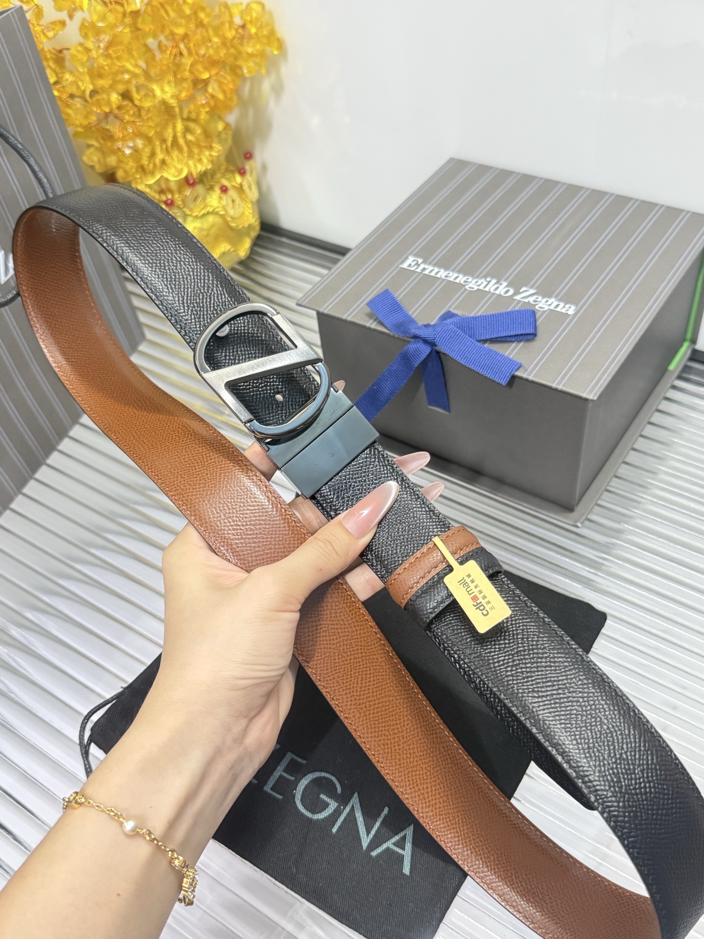 Ermenegildo Zegna 宽度：𝟑 𝟱𝗰𝗺 杰尼亚 Zegna « 配全套 原包装 » 小牛皮/长度自由裁剪合适尺码 双面使用+精品纯钢五金扣