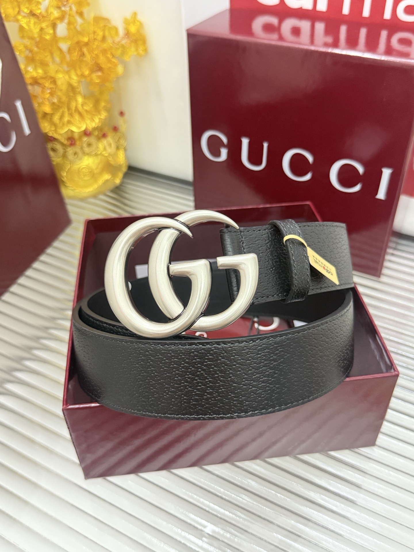 Gucci 宽度：𝟰 𝟬𝗰𝗺 古驰 Gucci « 配全套 原包装 » 猪皮纹 上新 进口小牛皮/皮质经久耐用+精品纯铜 代购正货级 · 精细完美走线 细节 工整 高品质质量