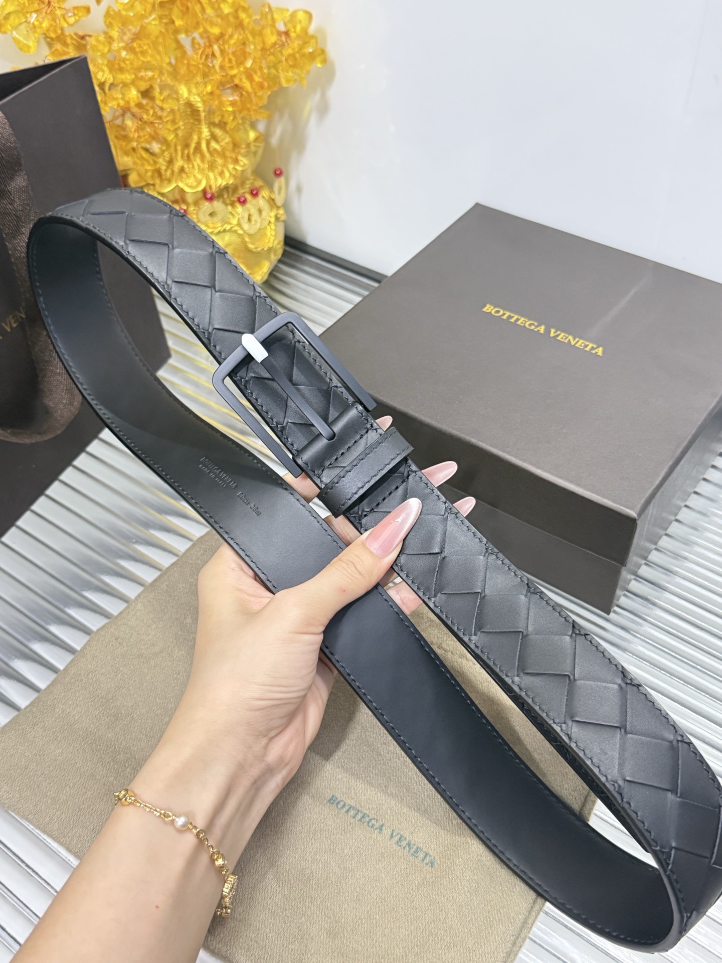 Bottega Veneta 宽度：𝟑 𝟱𝗰𝗺 葆蝶家 Bottega Veneta « 配全套 原包装 » 纯手工编织 进口 小牛皮+精品钨钢扣