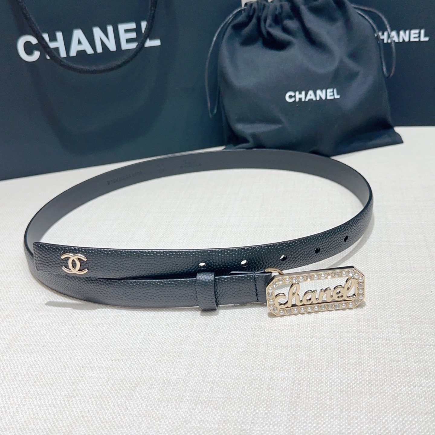 Chanel 宽度：𝟮 𝟬𝗰𝗺 香奈儿 CHANEL « 配全套 原包装 » 进口 小牛皮鱼子纹+精品纯铜五金扣 对版开模/做工细节 对版钢印
