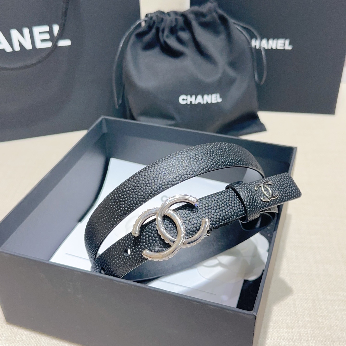 Chanel 宽度：𝟮 𝟬𝗰𝗺 香奈儿 CHANEL « 配全套 原包装 » 进口 小牛皮鱼子纹+精品纯铜五金扣 对版开模/做工细节 对版钢印