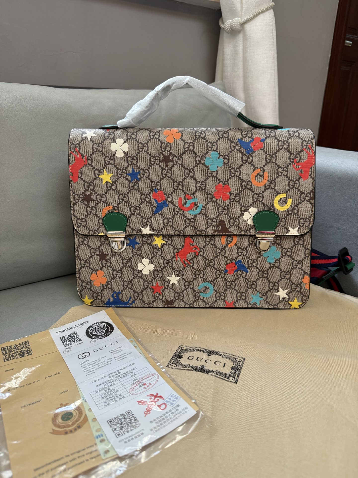 Mochila Pony tamaño 28*25*11 embalaje: bolsa para el polvo