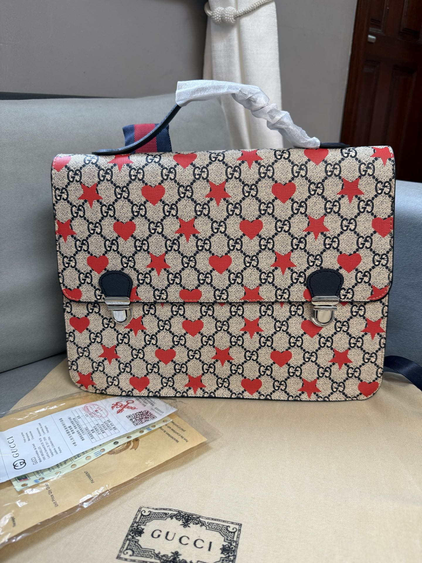 Mochila Love estrella de cinco puntas tamaño 28 * 25 * 11 embalaje: bolsa para el polvo