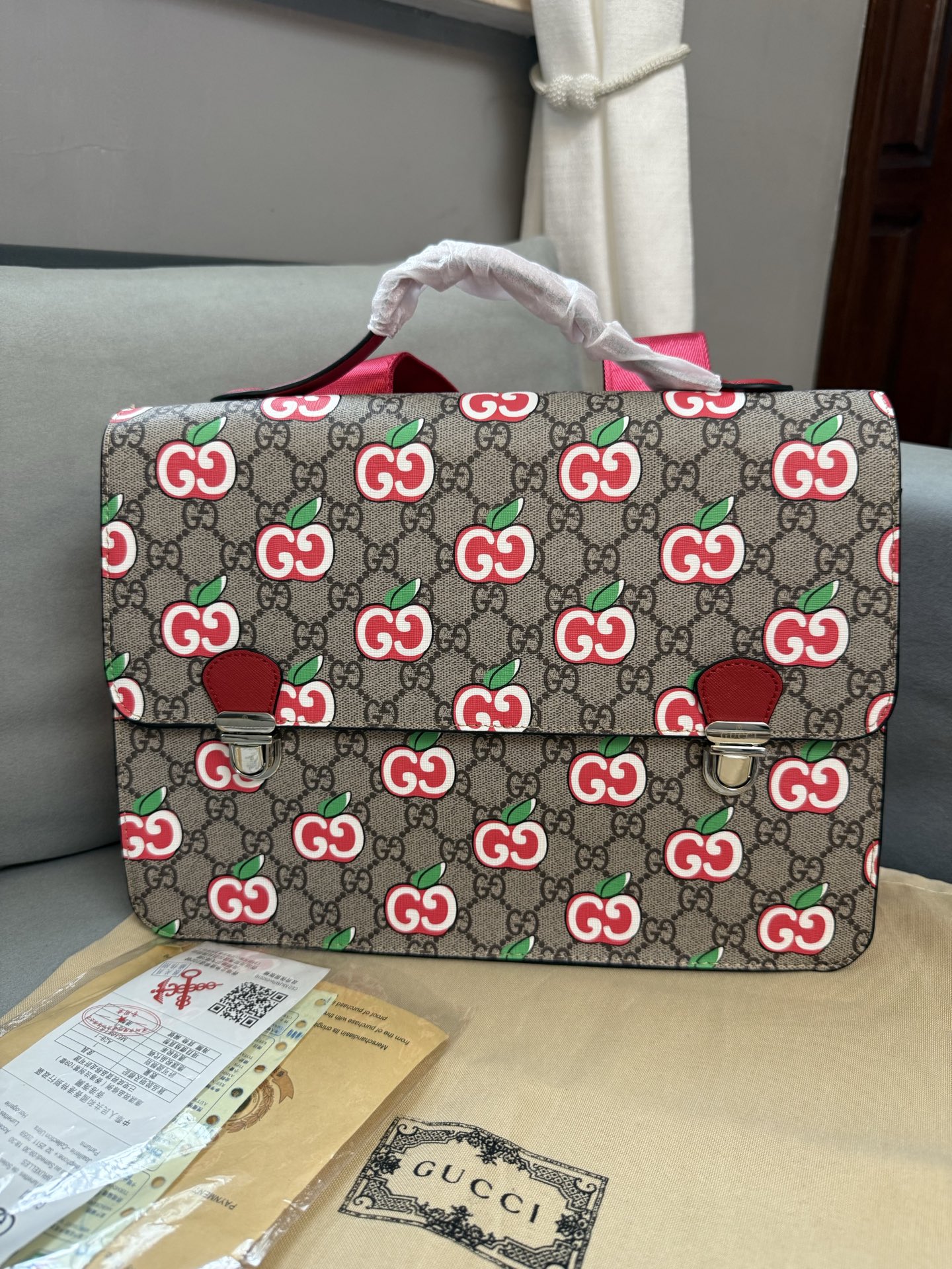 Mochila Apple tamaño 28*25*11 embalaje: bolsa para el polvo