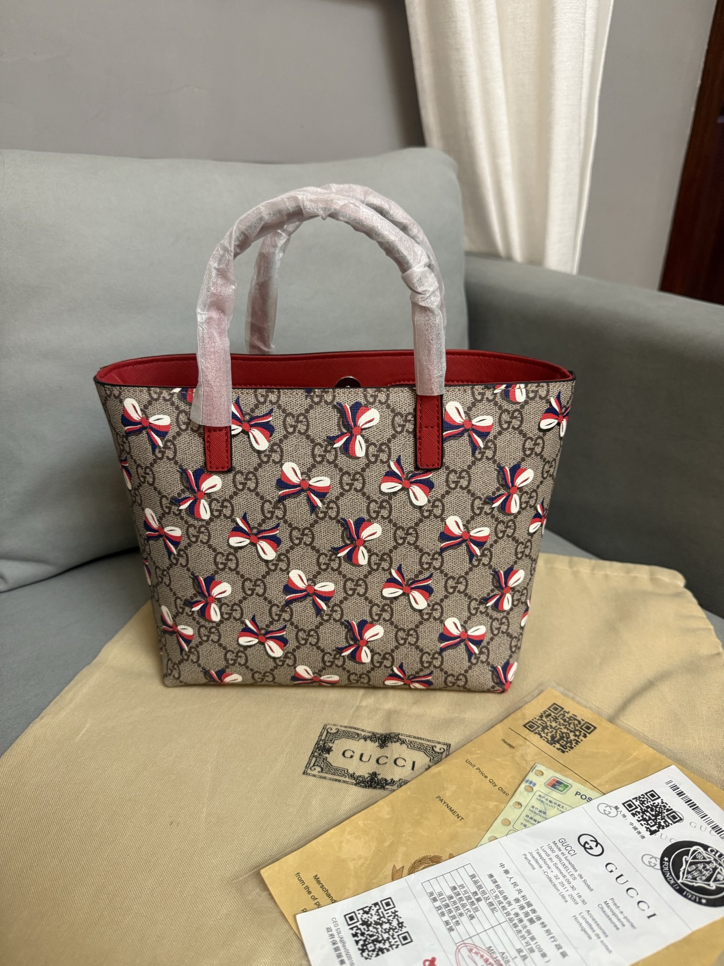 Bolso de mano lleno de lazos Tamaño: 20*21*10 Empaque: bolsa de polvo