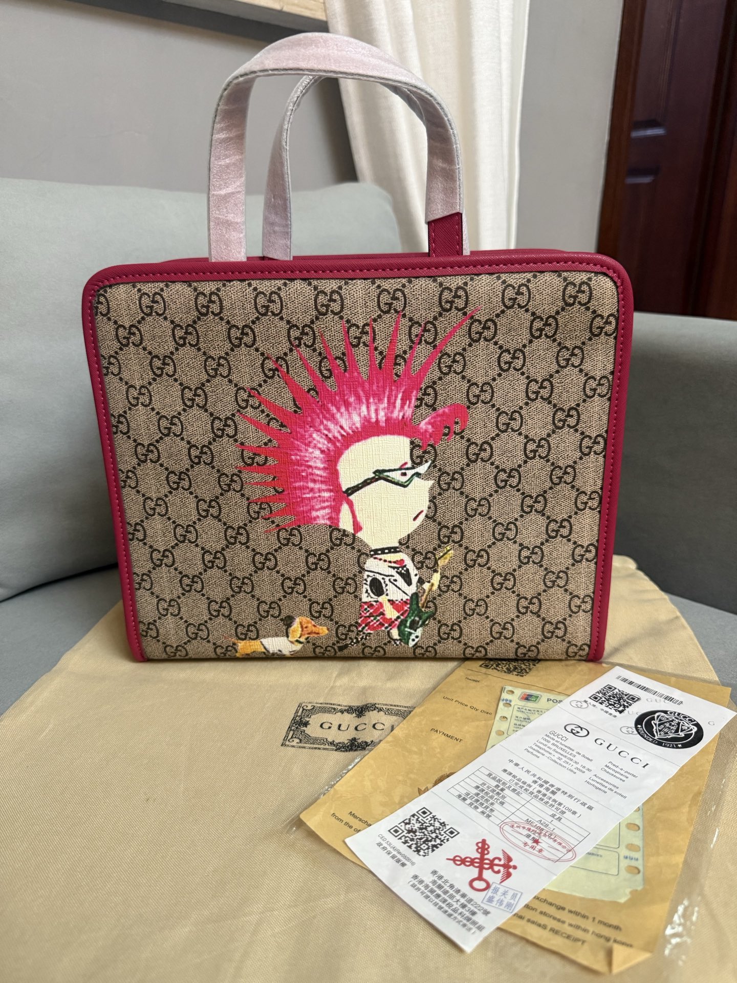 Bolso plano de pelo de punta Tamaño: 28*25*10 Empaque: bolsa de polvo