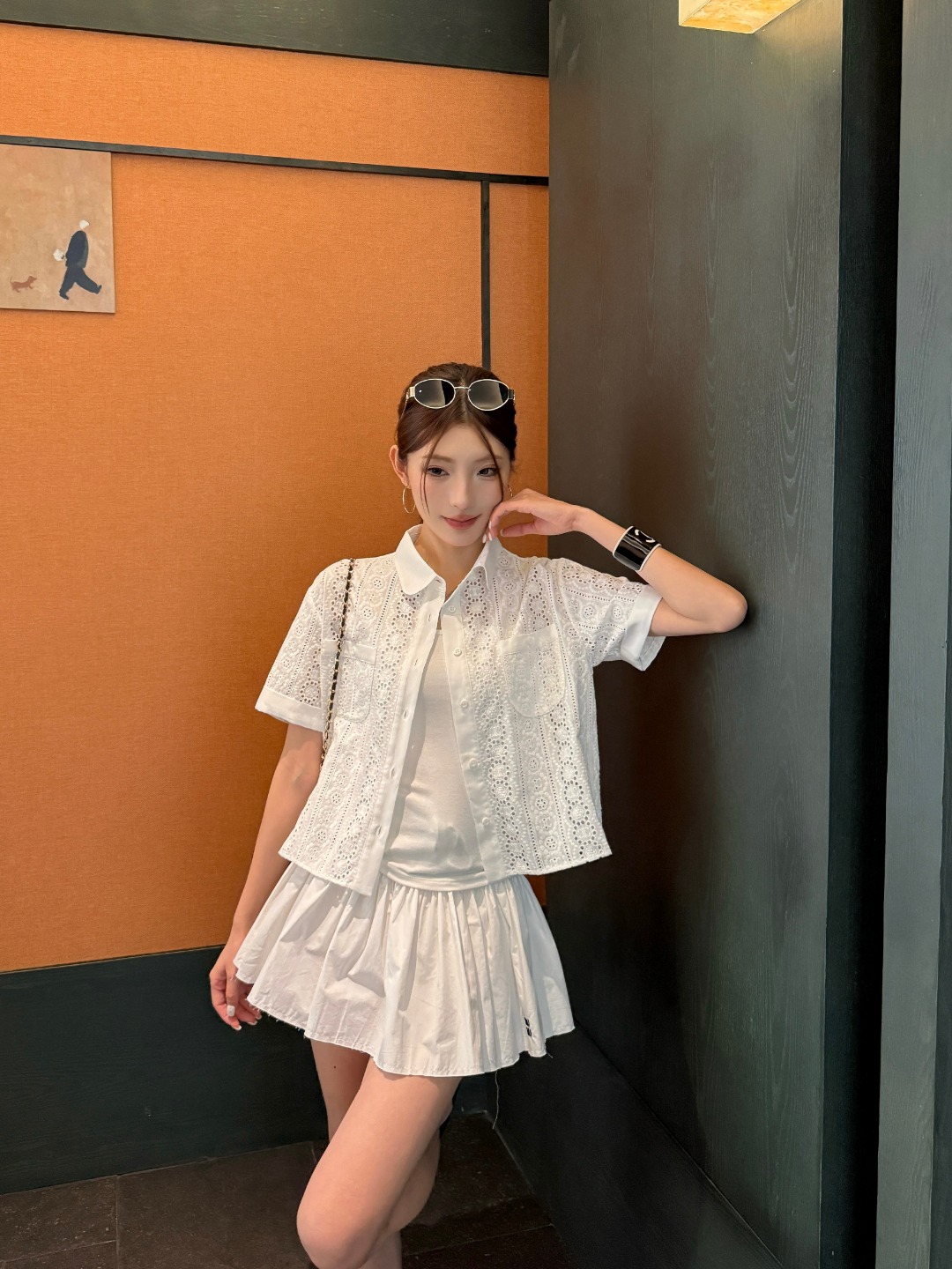 NO:434986,Hollow short-sleeved shirt is refreshing and breathable, pure cotton fabric has a stylish style, and the inner vest can be worn as a jacket, jackets & coats,shirts,T-shirt,alexander wang19860909镂空短袖衬衫清爽透气,纯棉面料版型有型,内搭背心可当外套穿,,jackets & coats,shirts,T-shirt,alexander wang,Women's clothing