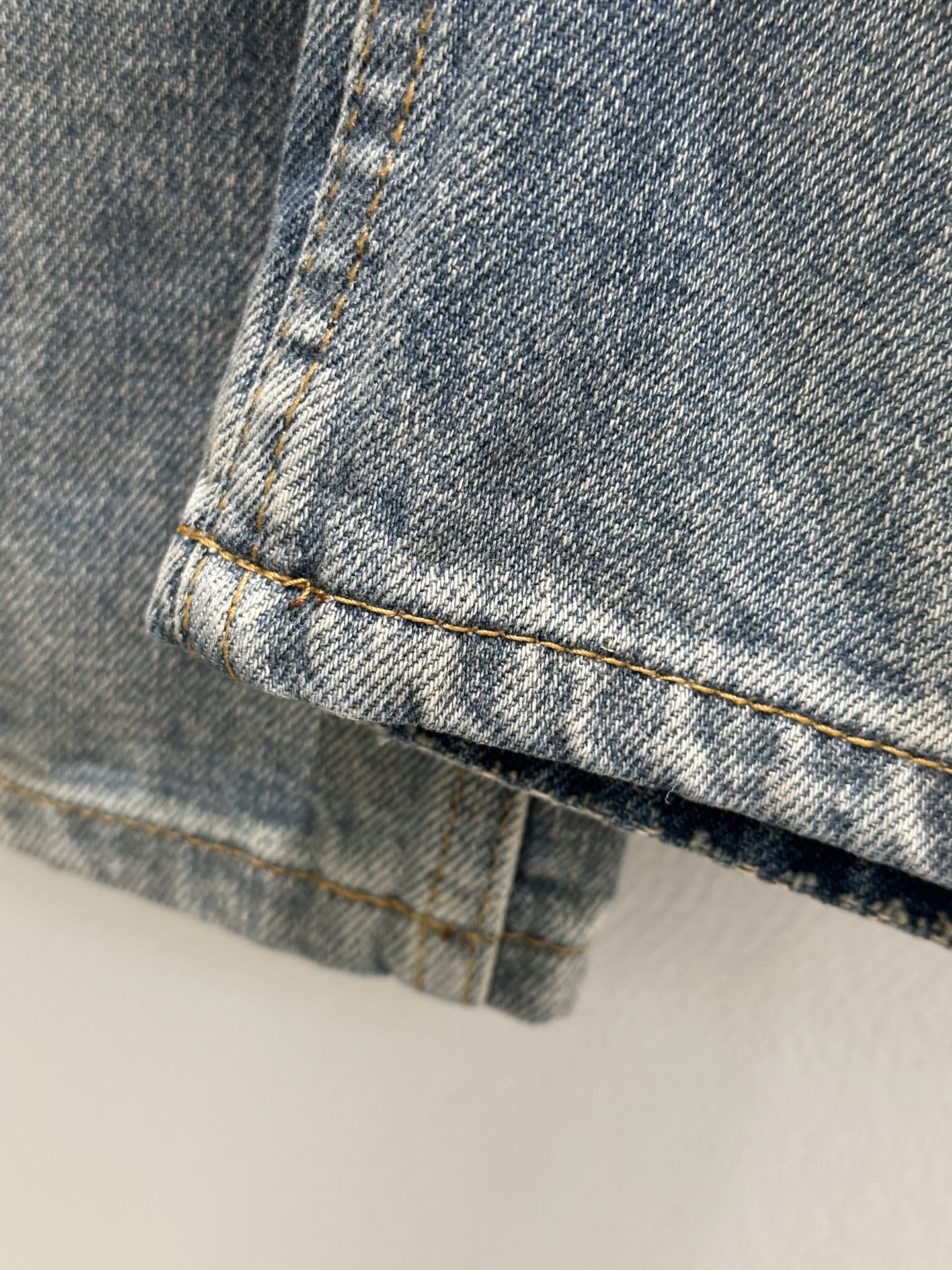 New Super-Sized Female Suit: Summer Jeans with Liberal Fit and Leather Bags - 图片 7
