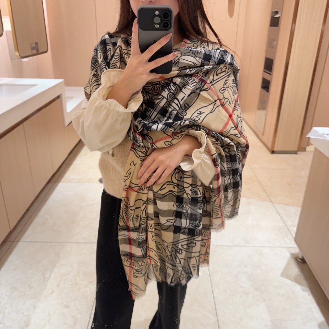 Burberry Haute Couture Silk Twill Scarf Shawl Ref.5B3B4792