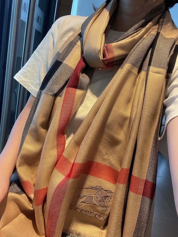 Burberry Scarf High Quality Perfect Lattice Cashmere Vintage