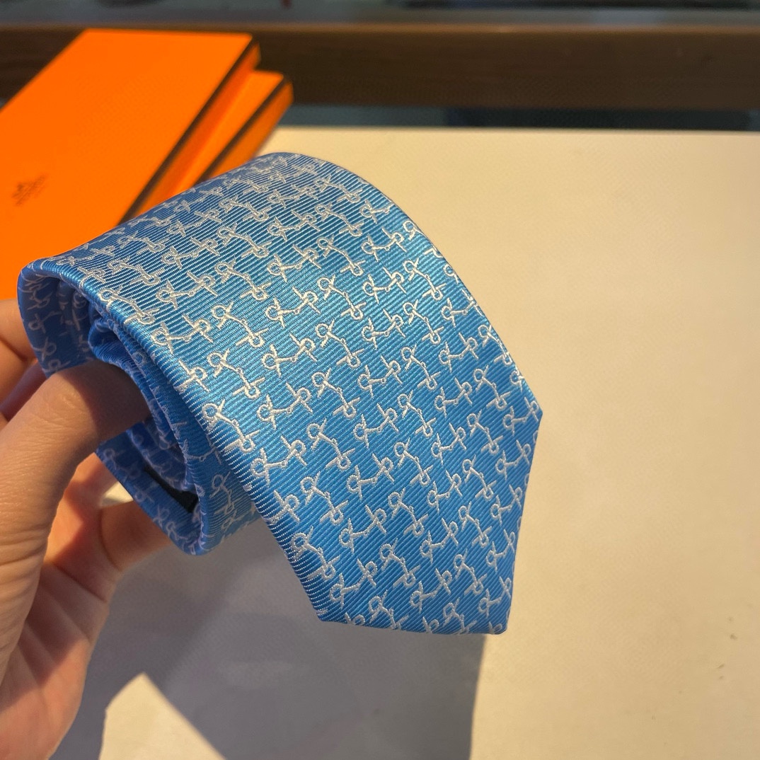 配包装领带新款出货啦爱马仕男士新款领带系列让男士可以充分展示自己个性100%顶级斜纹真丝手工定制
