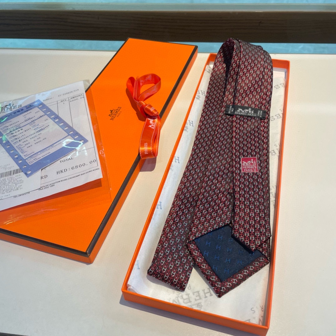 特价配盒子男士新款领带系列稀有H家每年都有一千条不同印花的领带面世从最初的多以几何图案表现骑术活动为主到