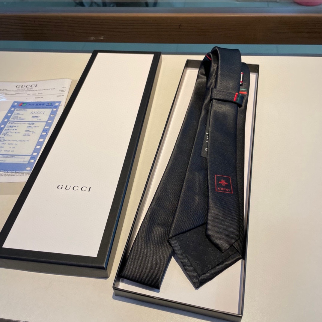 特价配包装G家专柜新款GG标识领带男士领带稀有采用经典小GLOGO提花展现精湛手工与时尚优雅的理想选择这