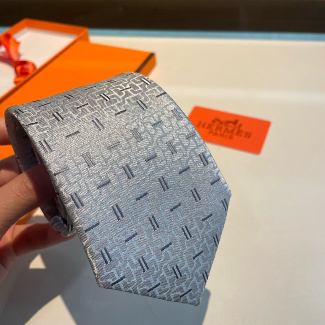 特价配包装领带新款出货啦️️爱马仕男士新款领带系列让男士可以充分展示自己个性100%顶级斜纹真丝手工定制