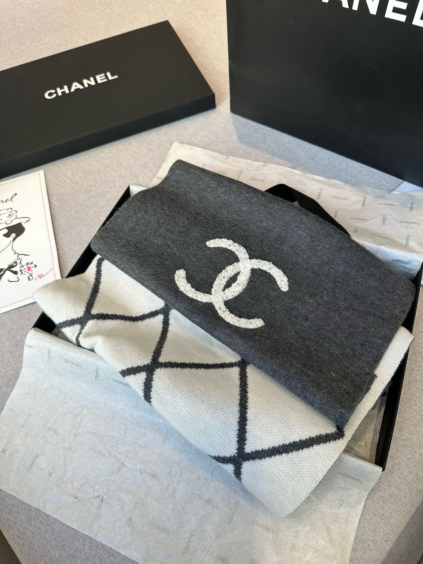 Chanel24秋冬新款24b针织围巾羊绒针织长巾️美翻了[流泪]御用殿堂级极品️新款在售进口纯羊绒针织