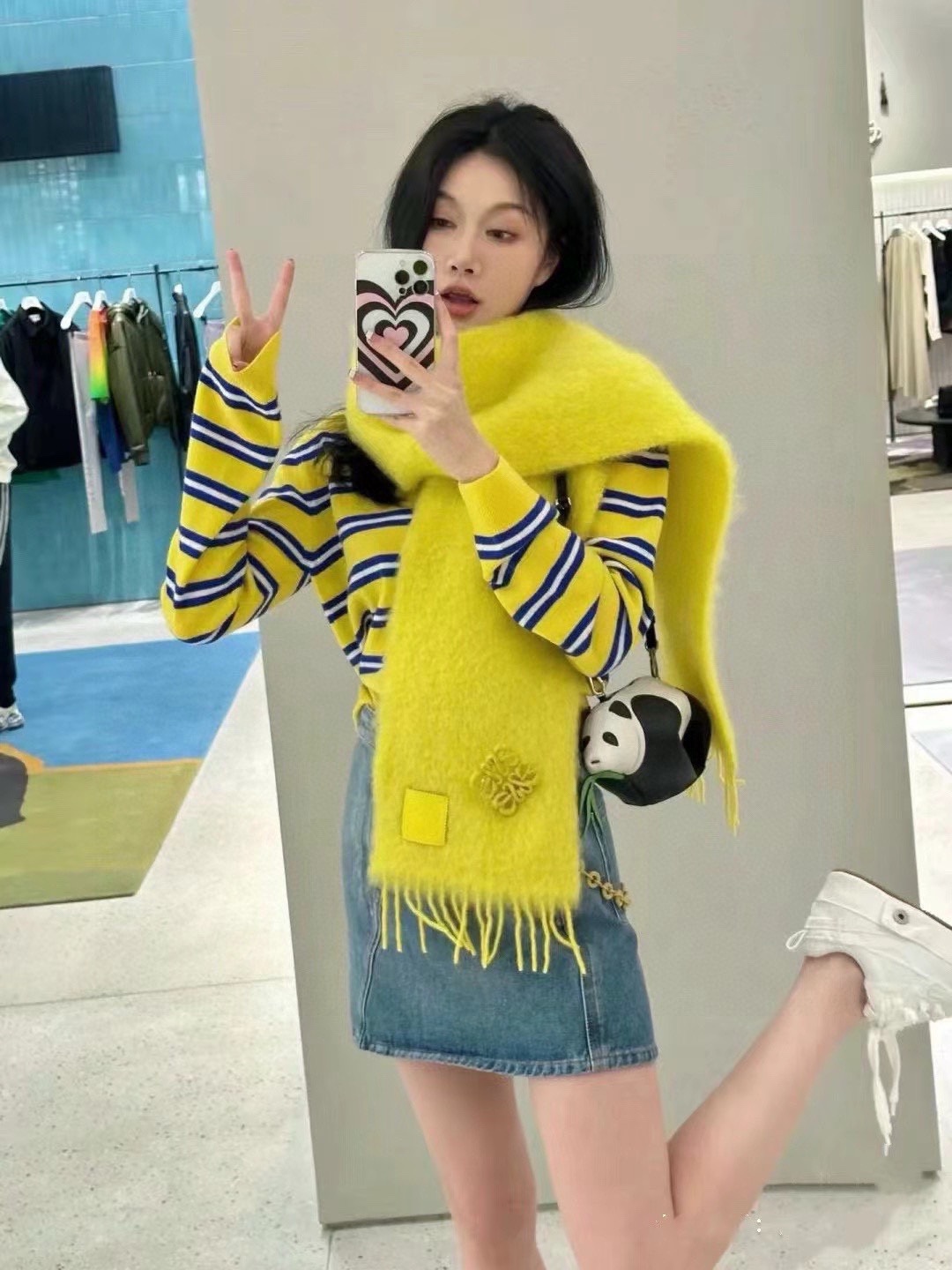 [Loewe Scarves]