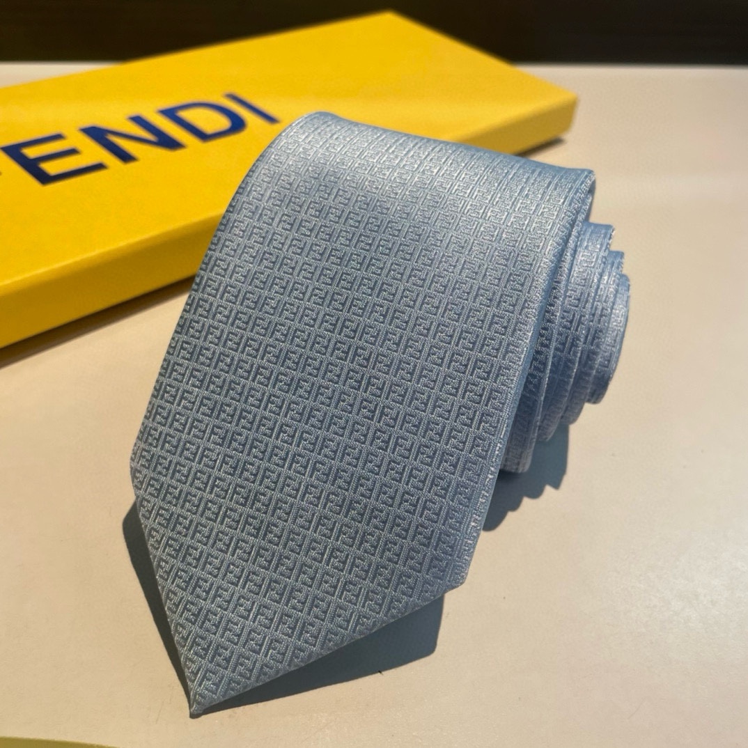 Fendi’s Explosive FF-Letter Silk Tie: Ideal Choice for Men’s Elegance - 图片 9