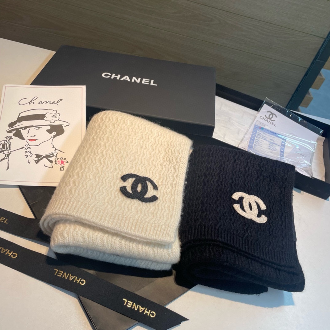 Chanel24秋冬新款刺绣24b针织围巾羊绒针织长巾️美翻了[流泪]御用殿堂级极品️新款在售进口纯羊绒