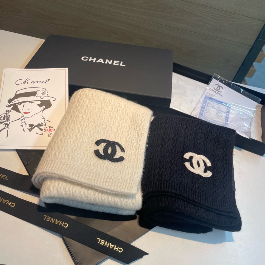 Chanel24秋冬新款刺绣24b针织围巾羊绒针织长巾️美翻了[流泪]御用殿堂级极品️新款在售进口纯羊绒