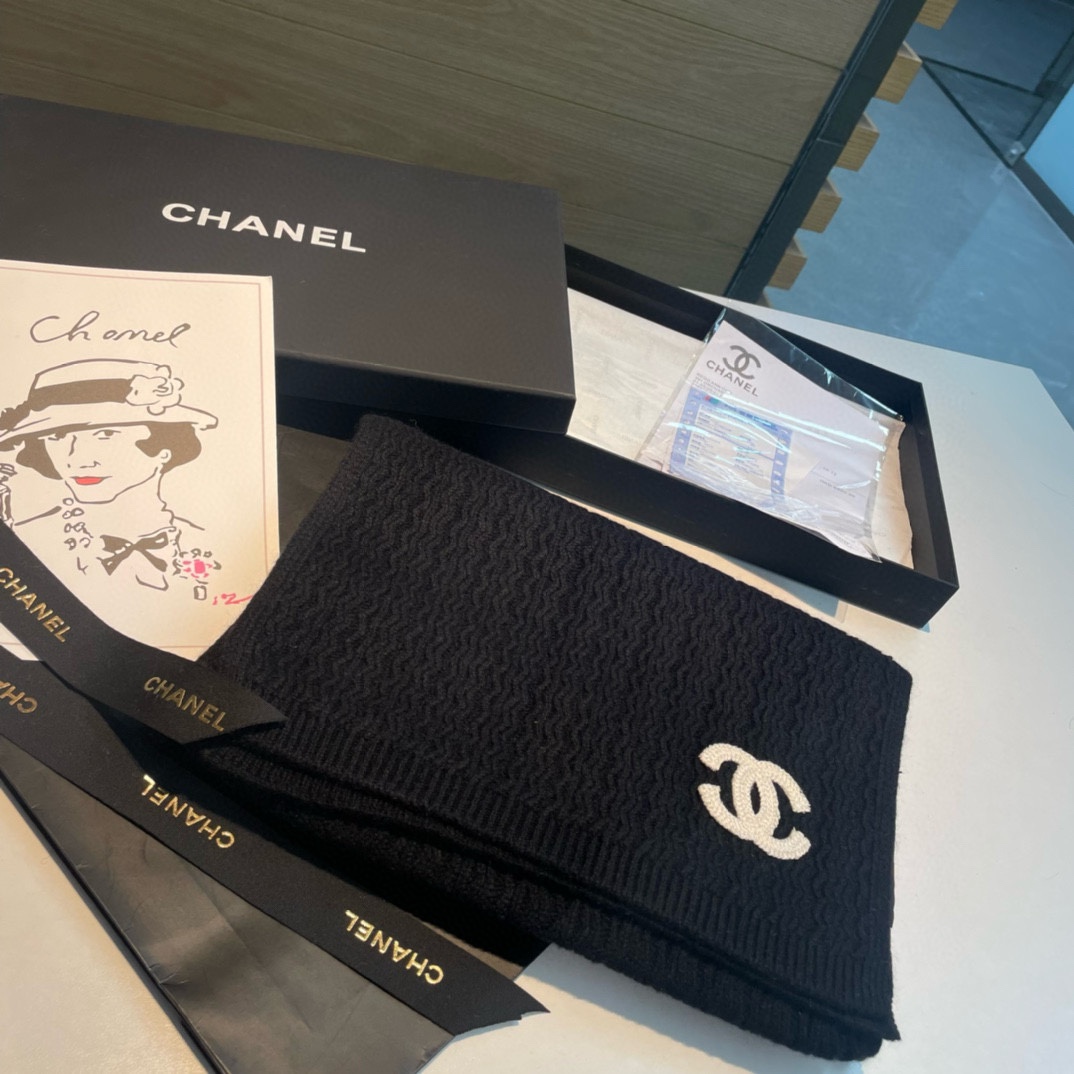 Chanel24秋冬新款刺绣24b针织围巾羊绒针织长巾️美翻了[流泪]御用殿堂级极品️新款在售进口纯羊绒