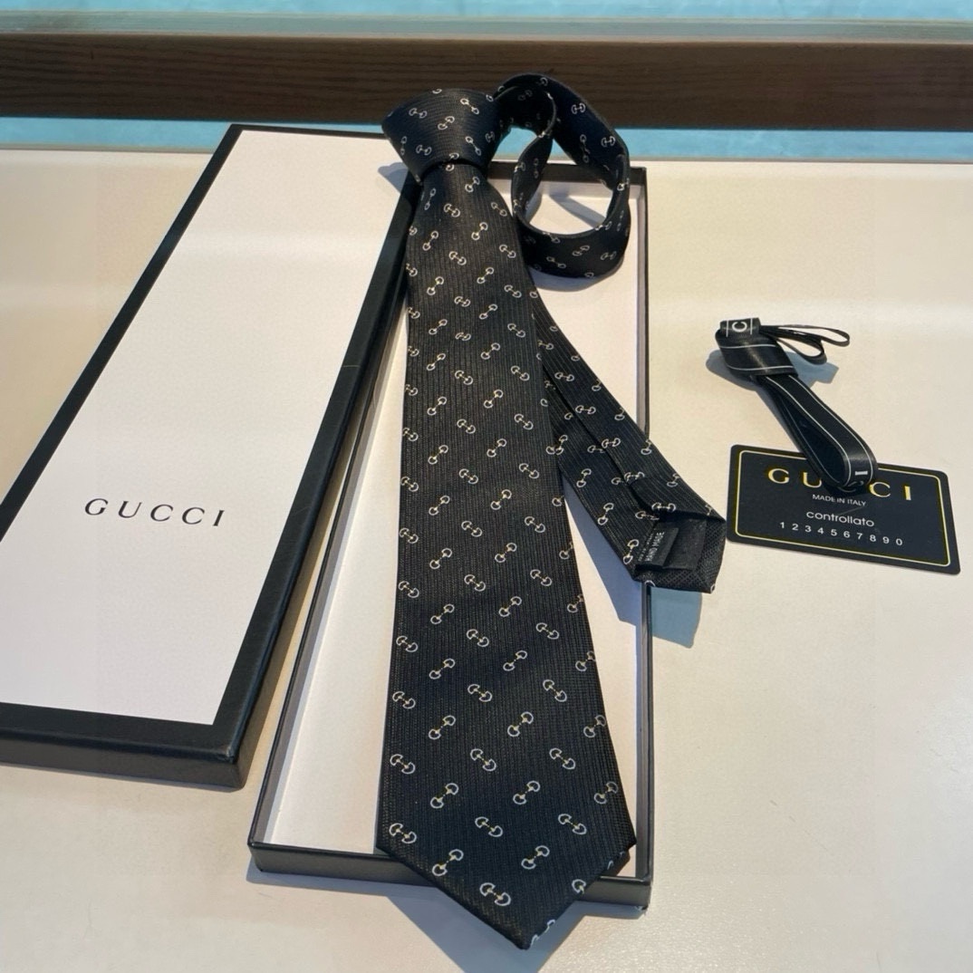 Luxurious G-Box Packaging Elevates Men’s Fashion with Classic G-Logo Flower. - 图片 9