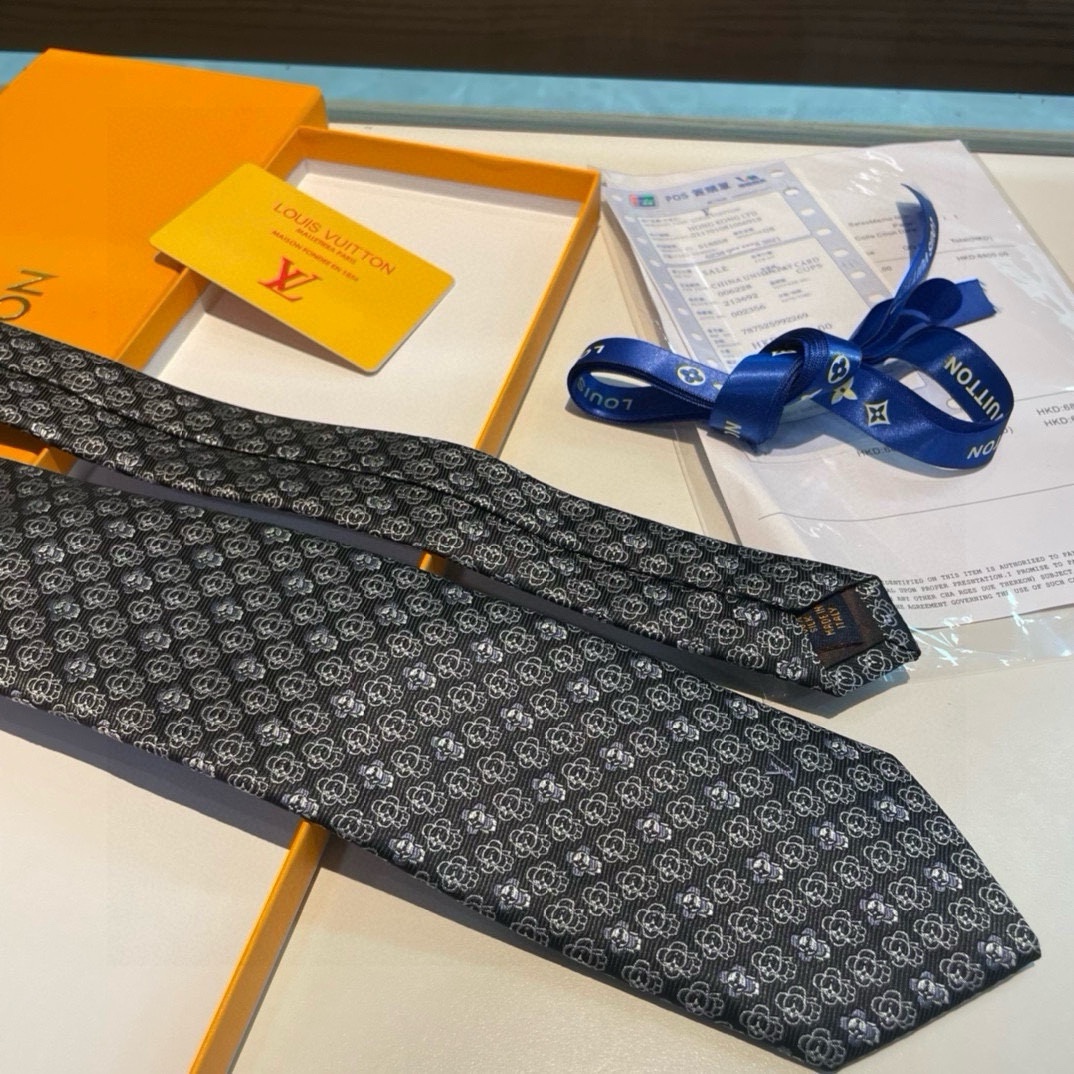 Louis Vuitton Damier Pattern Silk Tie, Luxury Jacquard Necktie for Men 5 i1732978390 9976 0