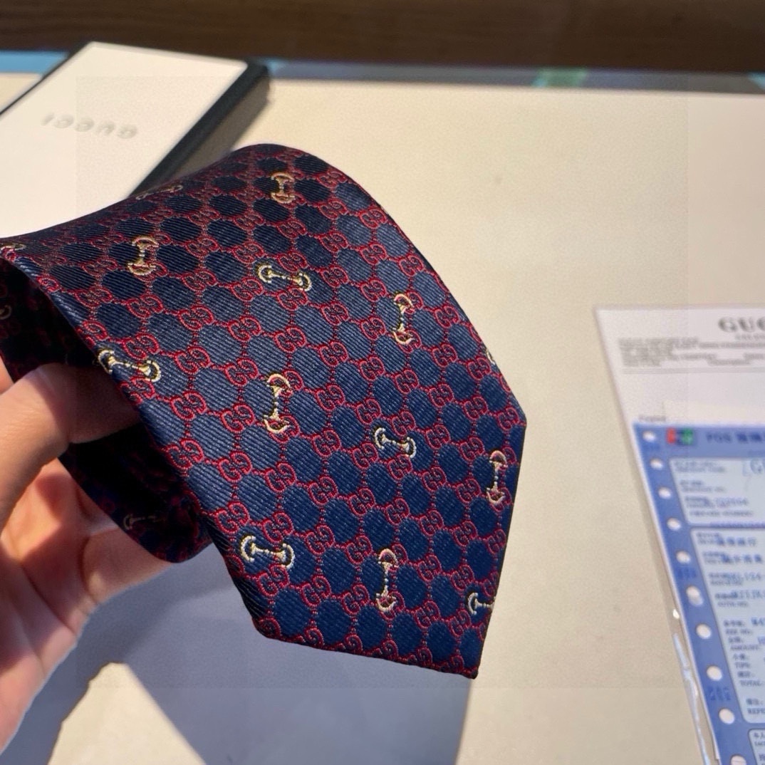 Gucci Horsebit Silk Tie | Equestrian-Inspired Neckwear for Men,Multiple Colors 3 i1733242077 3978 7