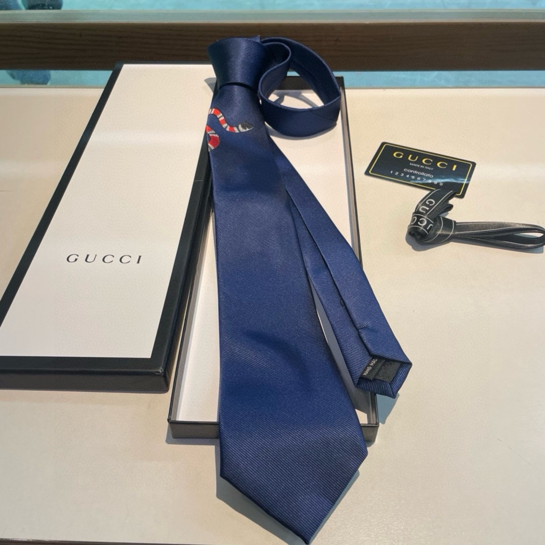 Gucci Men's Navy Blue Silk Tie with Snake Embroidery - Elegant and Stylish 10 i1733413482 4852 7