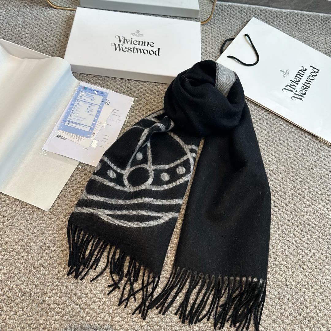 英国朋克教母“西太后VivienneWestwood”最爱的土星从精神上VivenneWestwood才