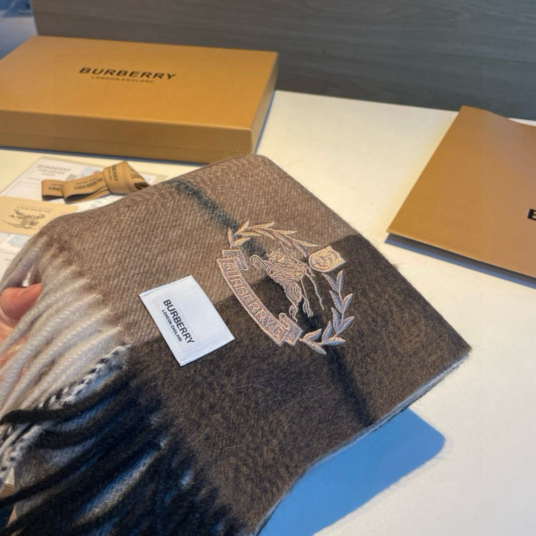 High-End Wool Scarf for Men: Quality, Style, and Comfort in Every Detail - 图片 4