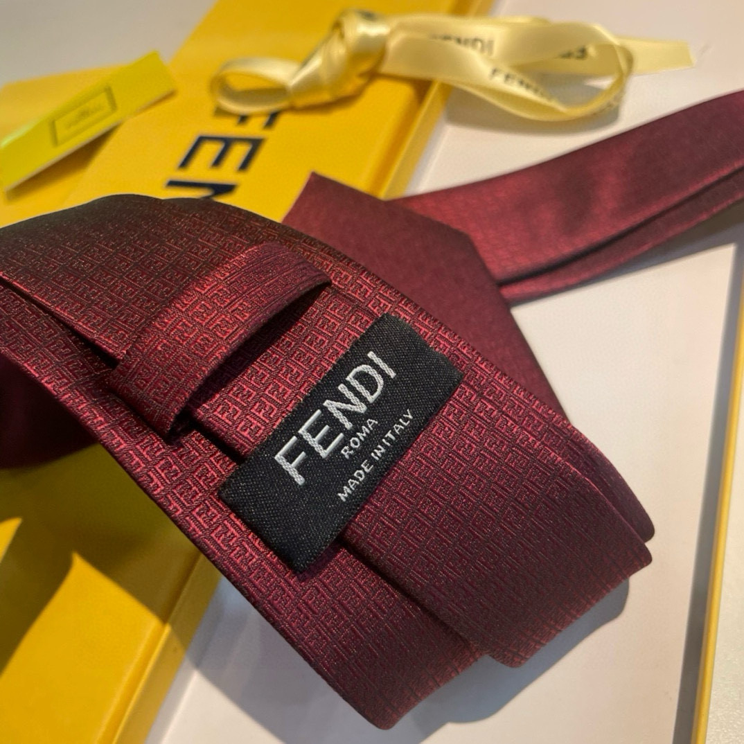 “Male Fendi Explosive Silk Tie: Iconic FF-Letter Design for Elegance” - 图片 6