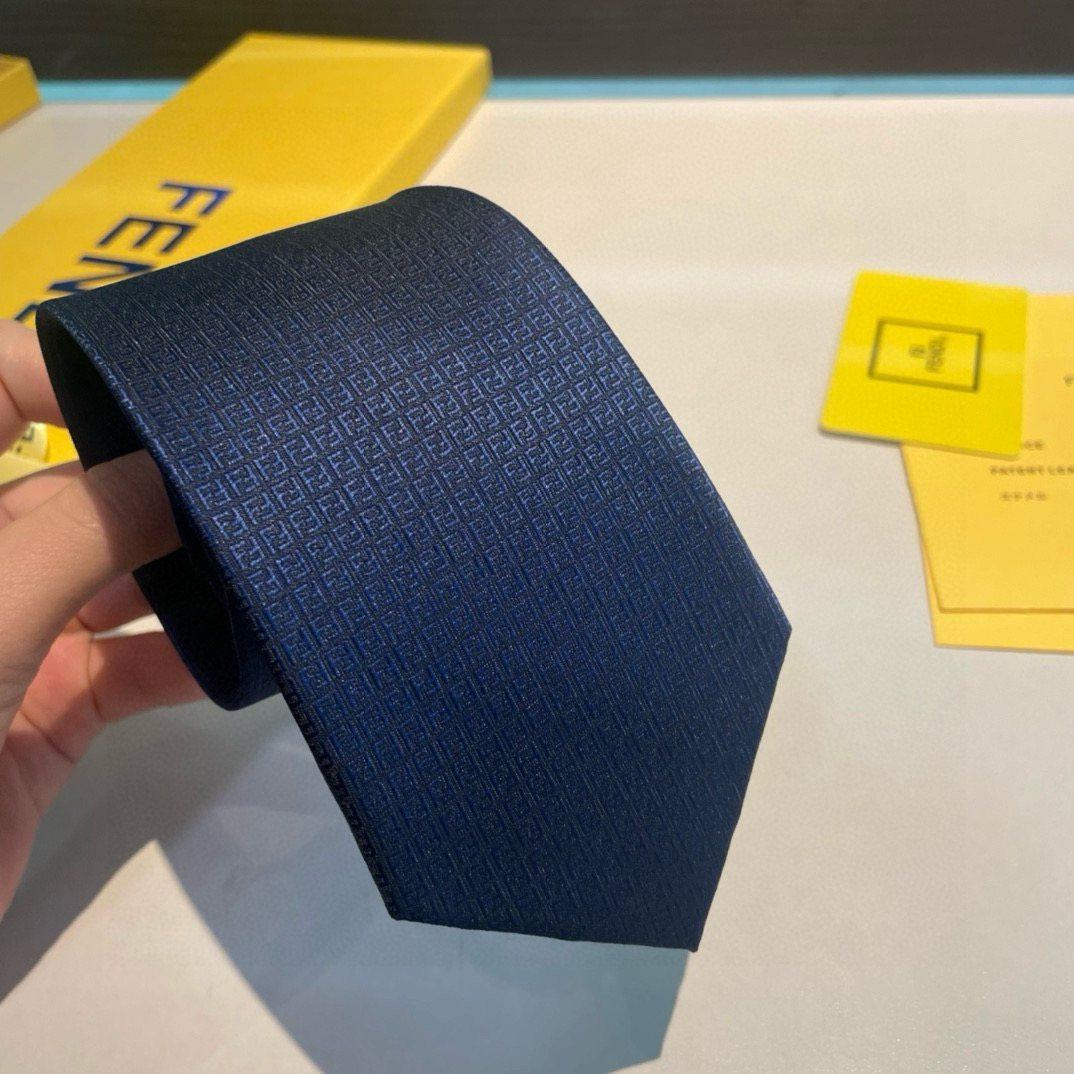 New Male Fendi Explosive Silk Tie: Iconic FF Letter Design for Elegant Men - 图片 4