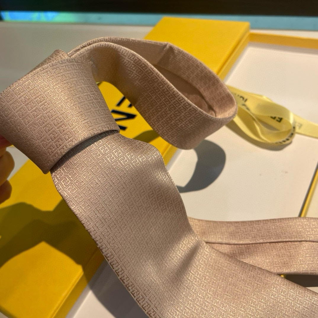 Male Fendi Explosive Silk Tie: Iconic FF-Letter Craftsmanship for Elegant Men - 图片 6