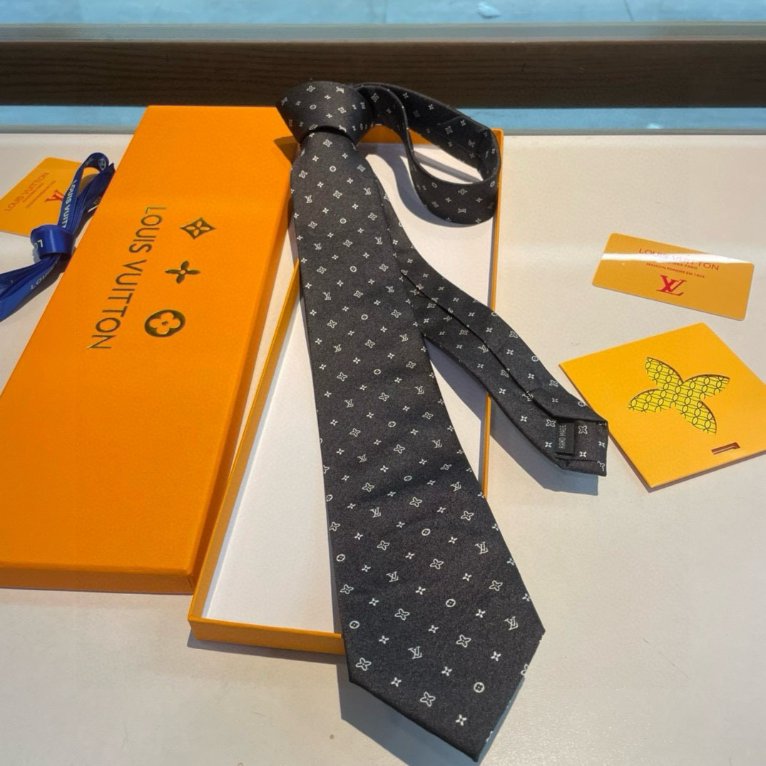 Luxurious LV Damier Silk Collection Elevates Men’s Style with Elegance. - 图片 9